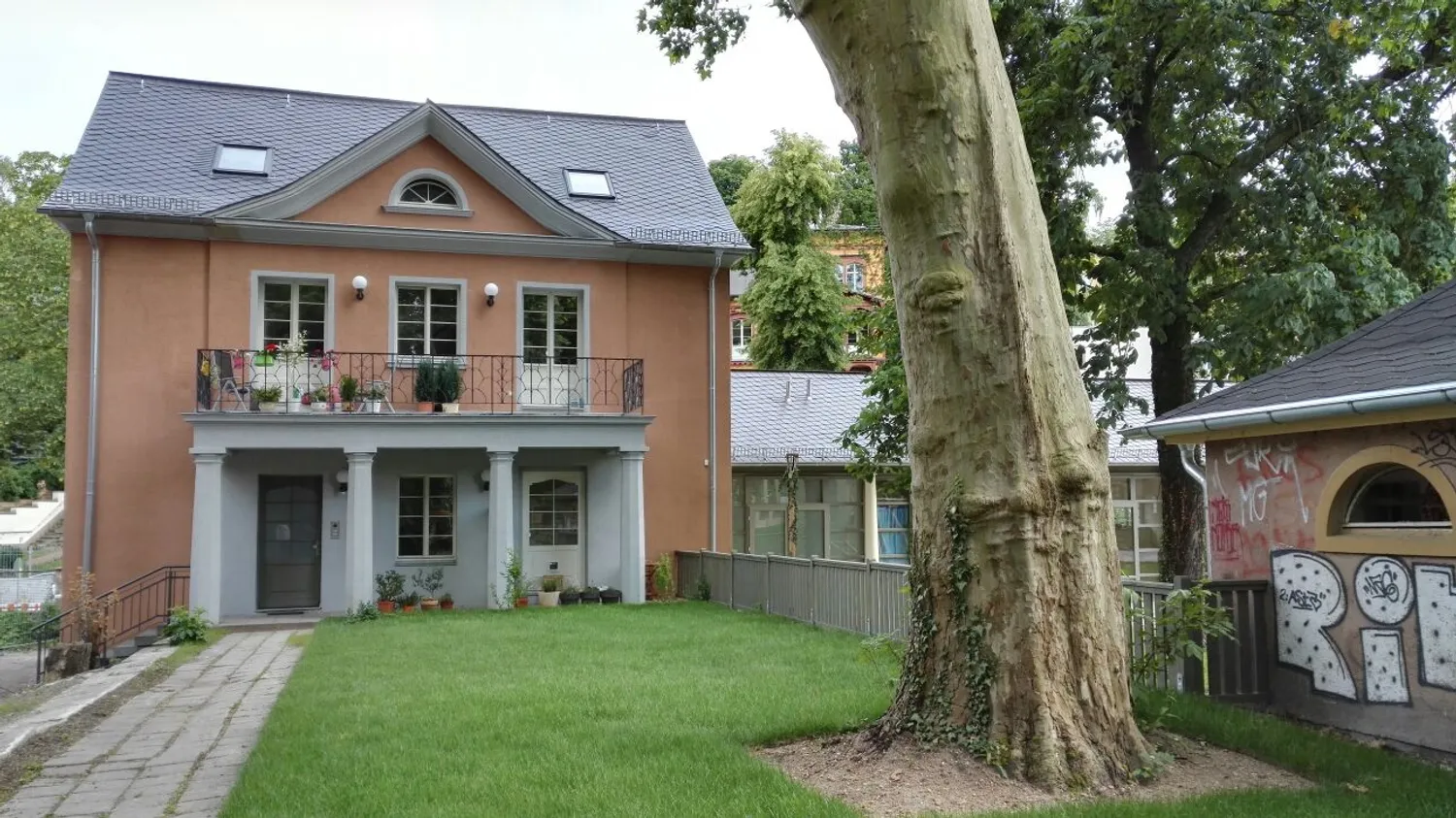 3 Zimmer Wohnung mit 132 m² in Halle (Saale) – Bild 3