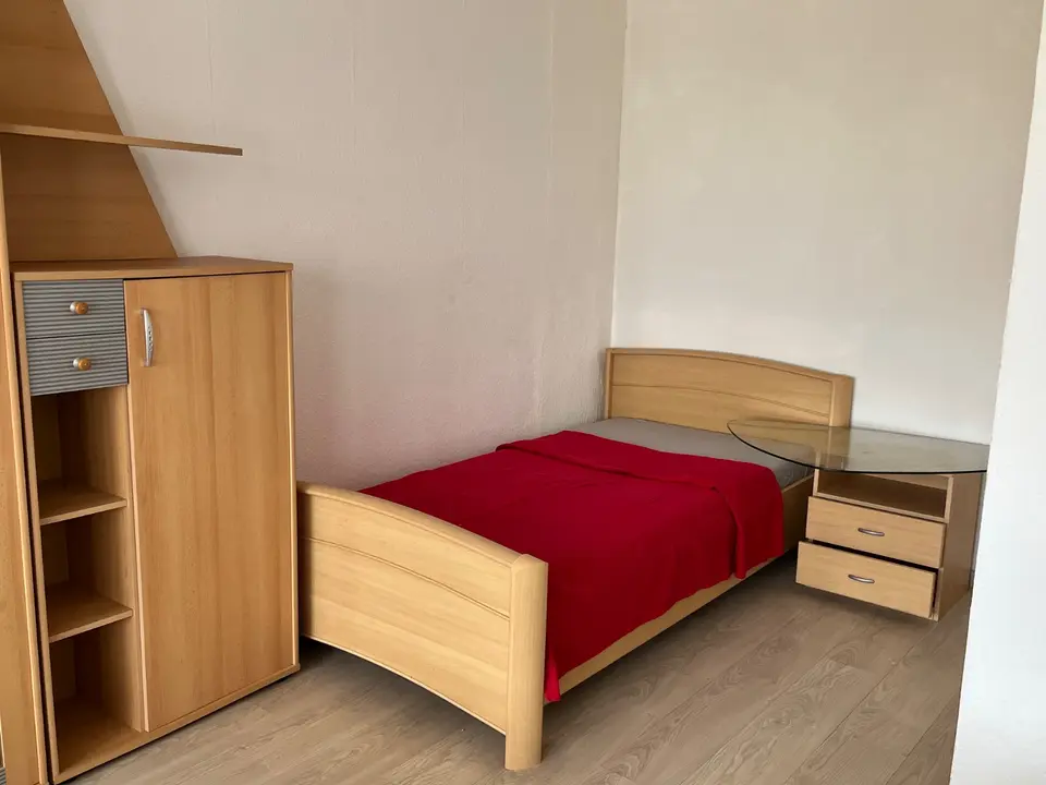 2 Zimmer Wohnung mit 34 m² in Erlangen – Bild 3