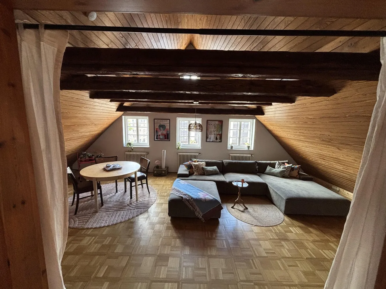 3 Zimmer Wohnung mit 87 m² in Stuttgart – Bild 2