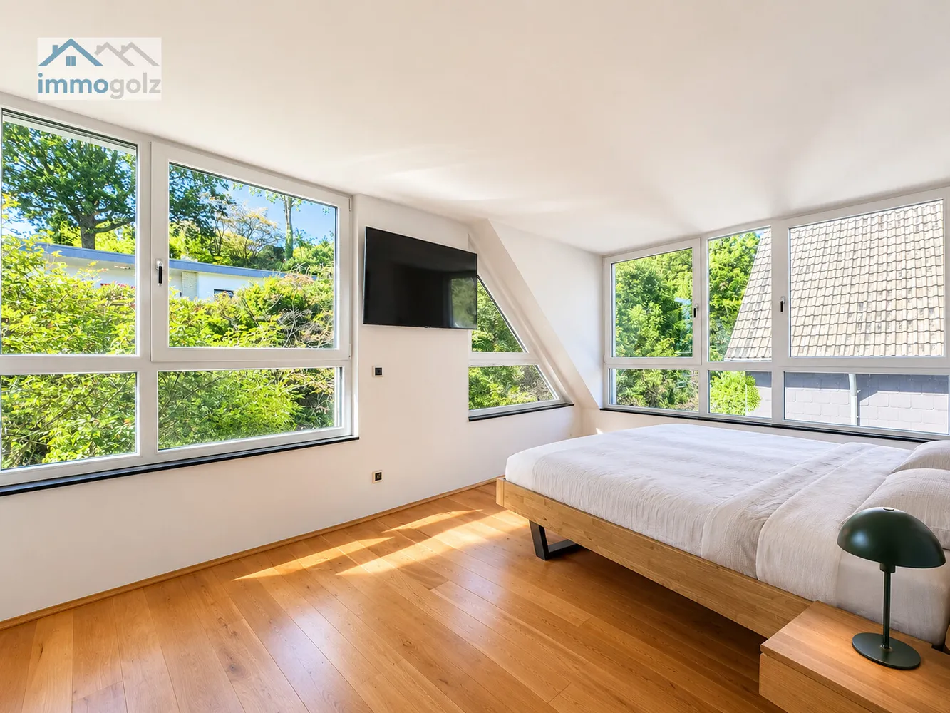 6 Zimmer Wohnung mit 187 m² in Essen – Bild 4