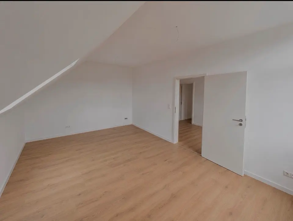 2 Zimmer Wohnung mit 80 m² in Bremerhaven – Bild 7