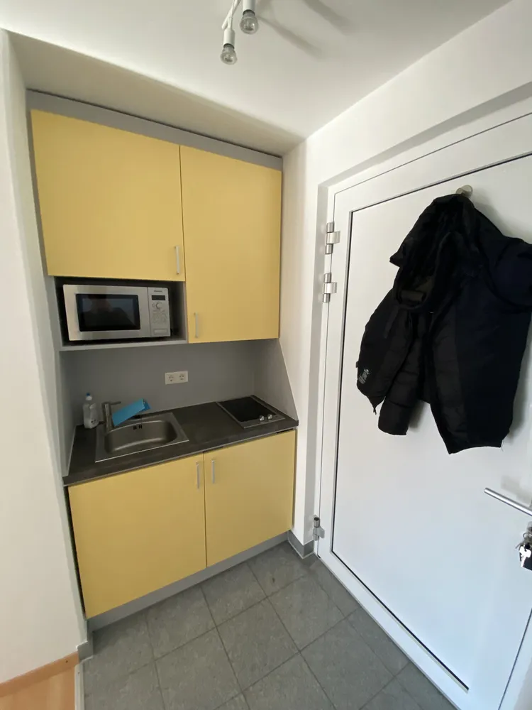 1 room apartment with 28 m² in Regensburg – Photo 3