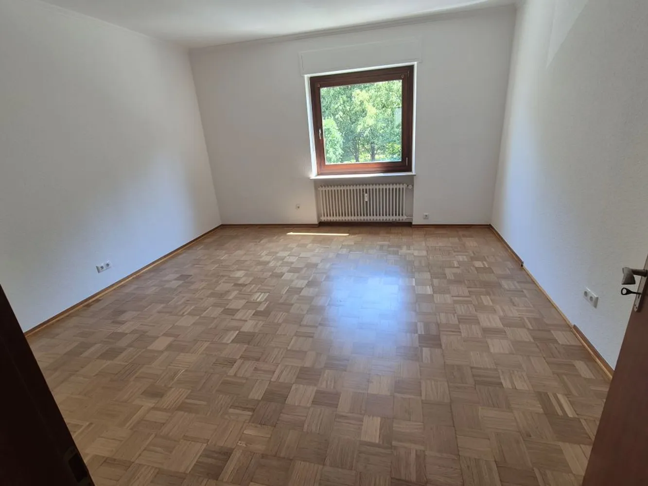 4 Zimmer Wohnung mit 100 m² in Trier – Bild 1