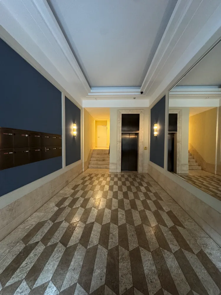 4 Zimmer Wohnung mit 172 m² in Berlin – Bild 3
