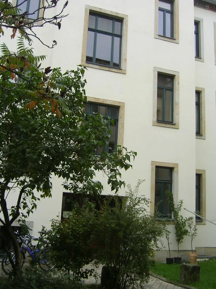 2 Zimmer Wohnung mit 70 m² in Dresden – Bild 2