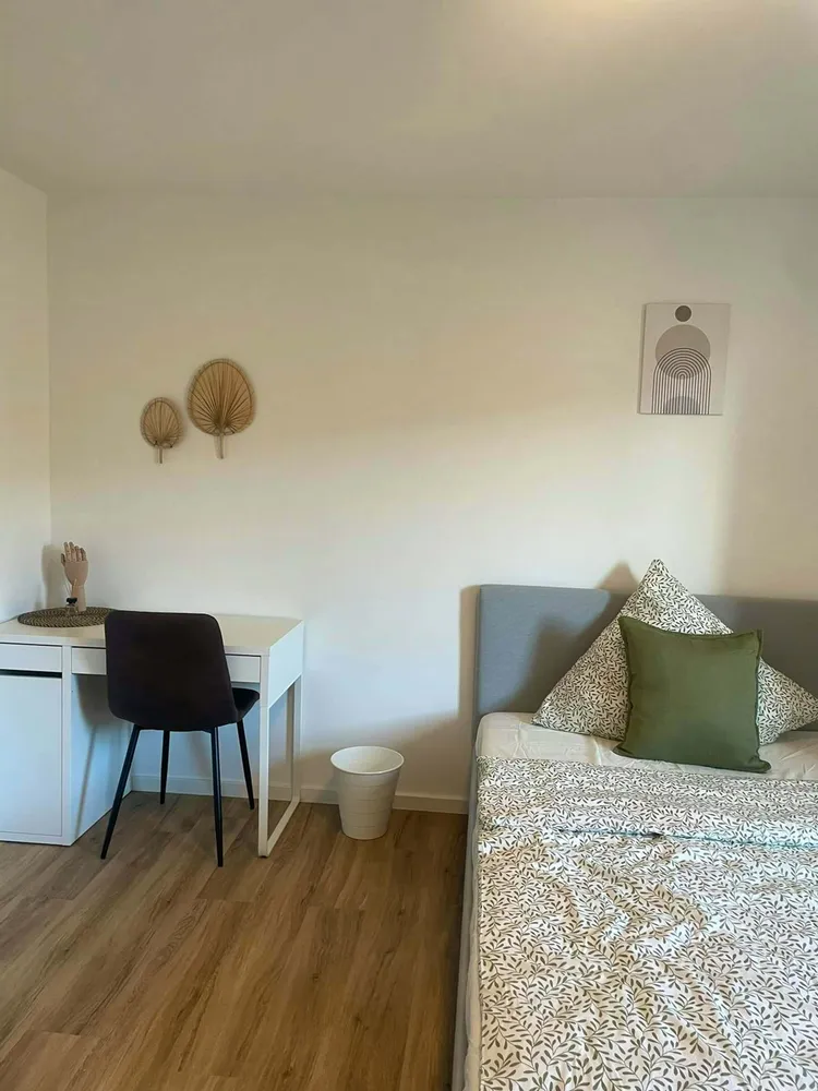 WG-Zimmer mit 10 m² in München – Bild 2