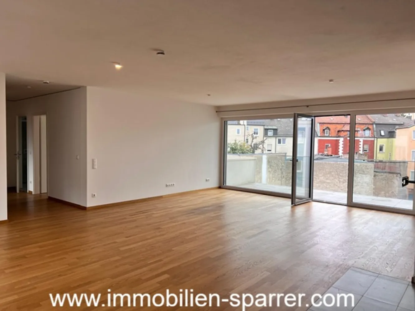 5 room apartment with 136 m² in Weiden in der Oberpfalz – Photo 1