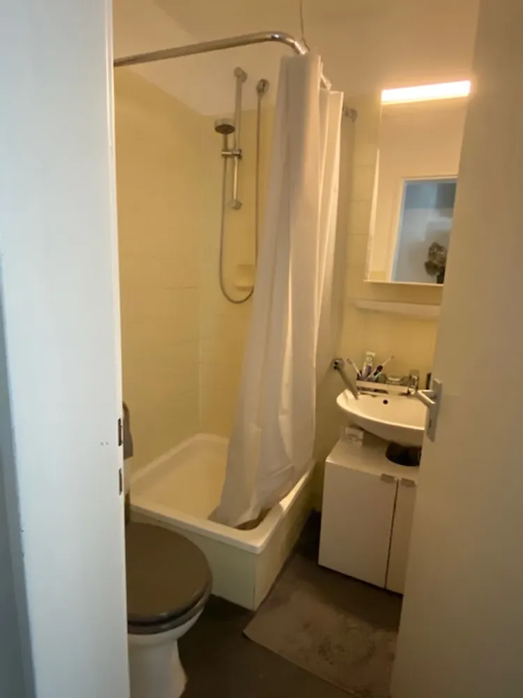 1 Zimmer Wohnung mit 27 m² in Köln – Bild 6