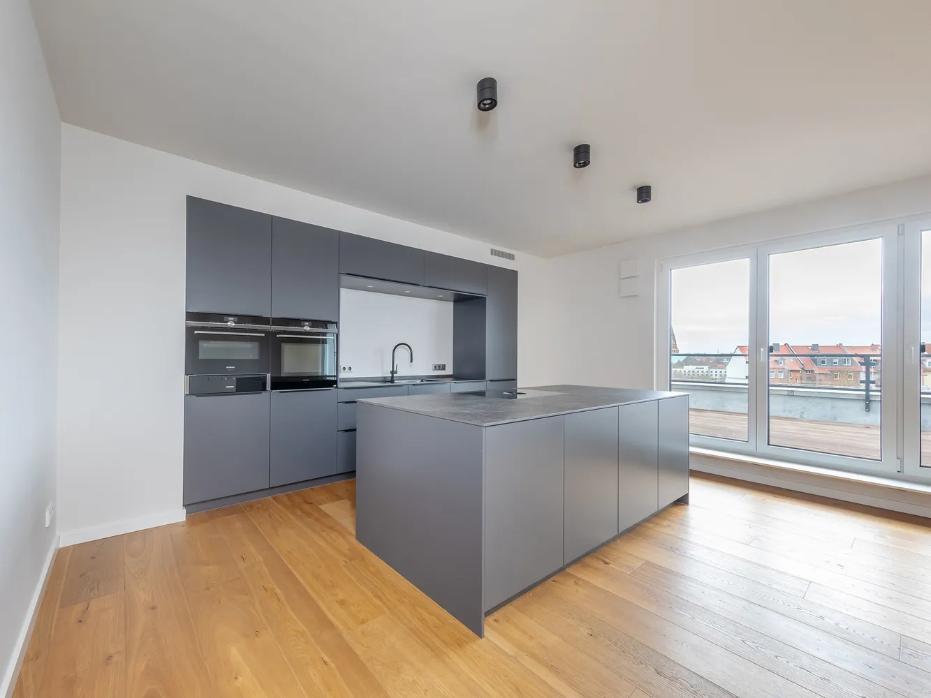 4 Zimmer Wohnung mit 157 m² in Lüneburg – Bild 3