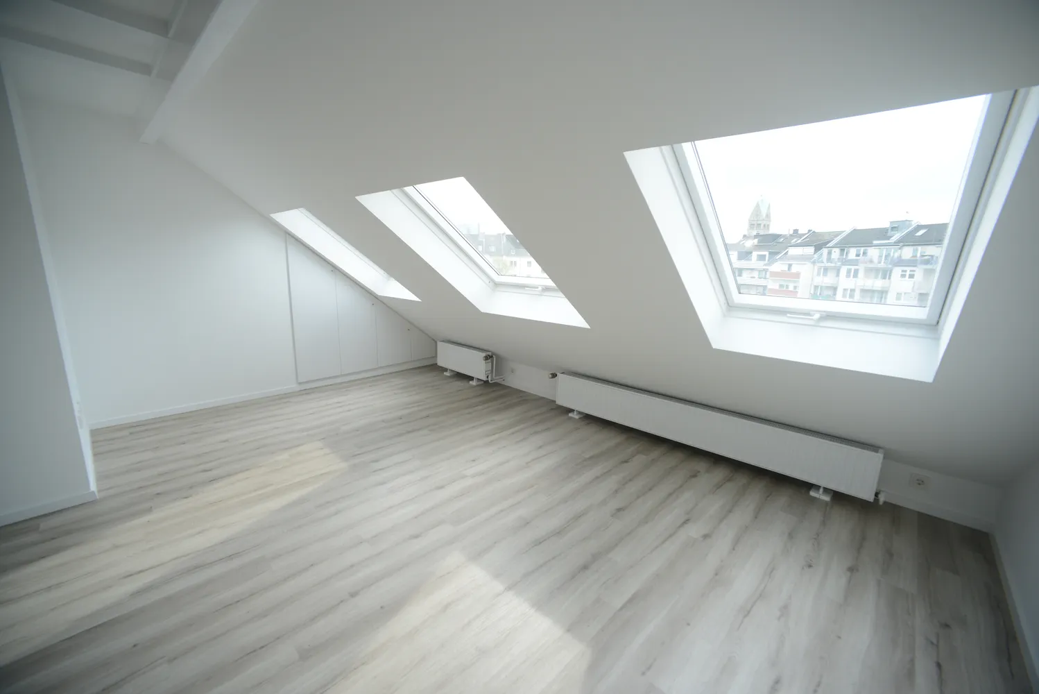 1 Zimmer Wohnung mit 40 m² in Düsseldorf – Bild 2