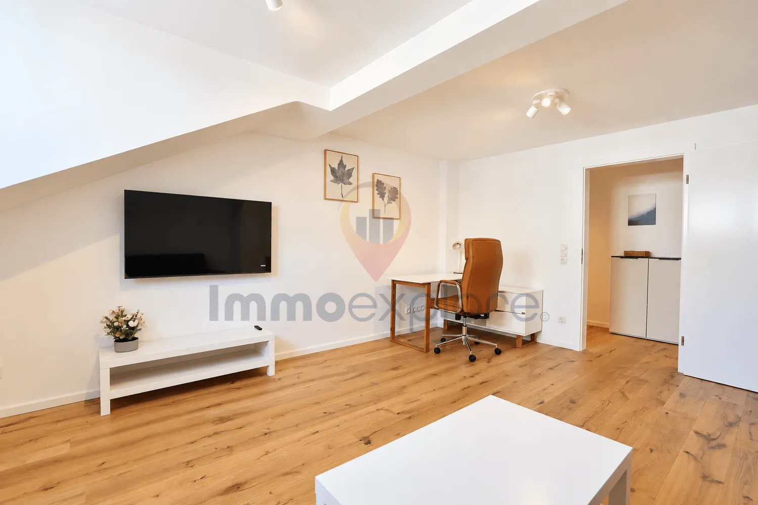 3 Zimmer Wohnung mit 94 m² in Frankfurt am Main – Bild 1