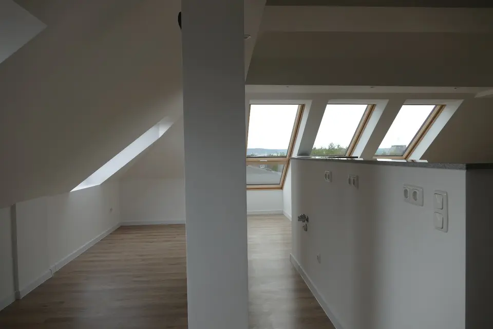4 Zimmer Wohnung mit 120 m² in Dresden – Bild 4