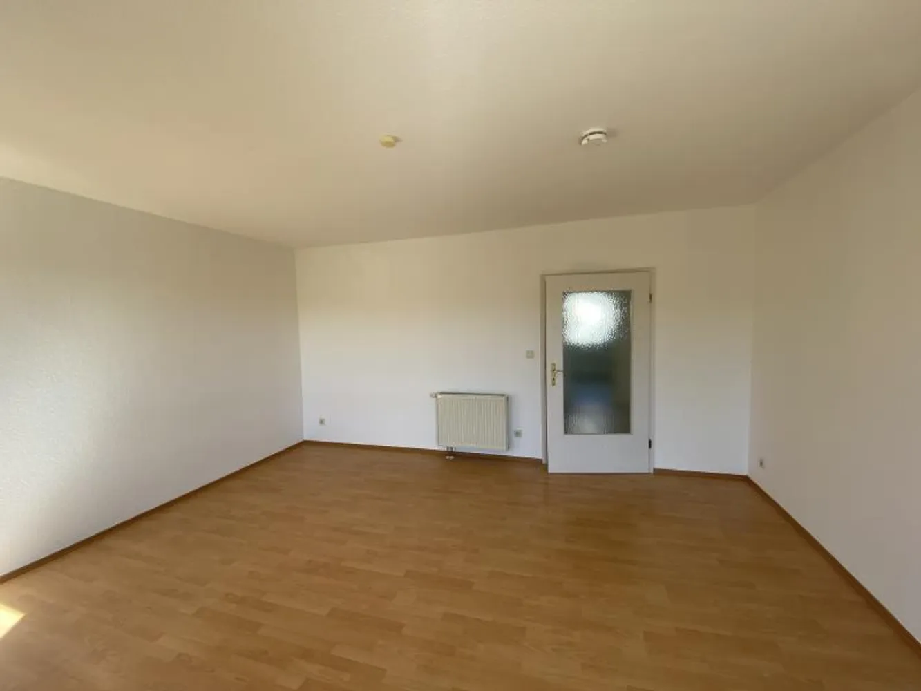 2 Zimmer Wohnung mit 72 m² in Plauen – Bild 4