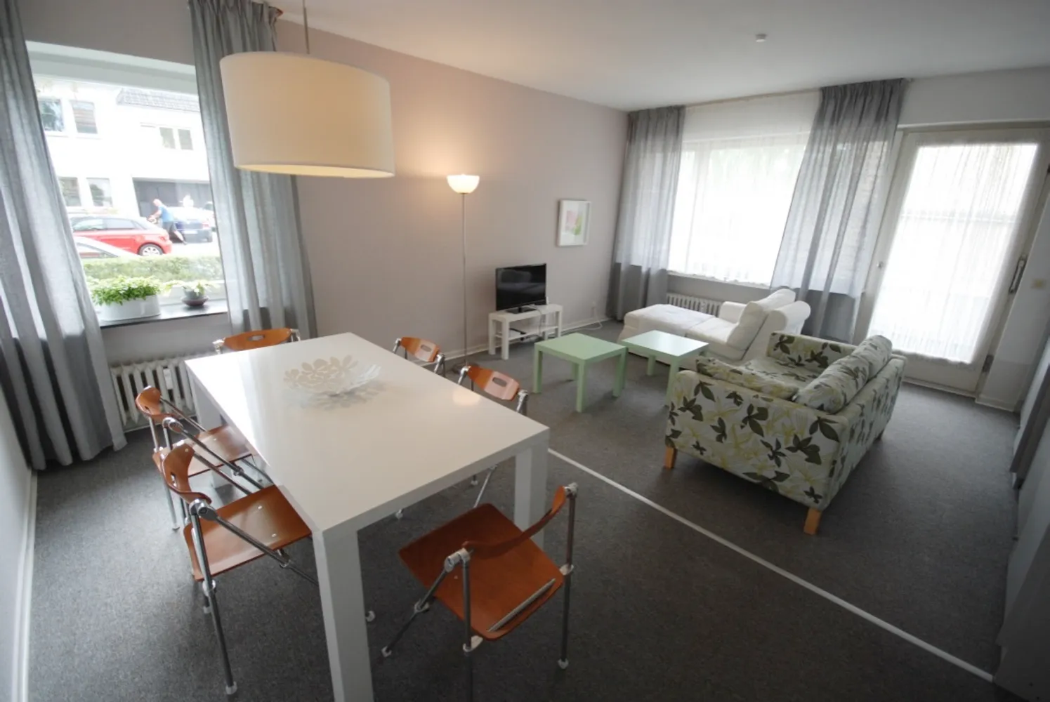 4 room apartment with 100 m² in Bonn – Photo 1