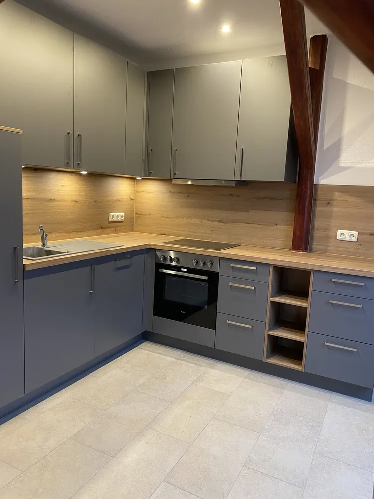 3 Zimmer Wohnung mit 85 m² in Frankfurt am Main – Bild 2