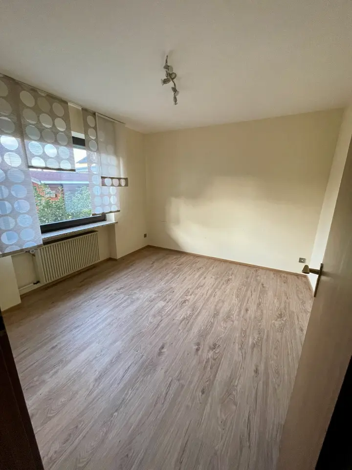 8 Zimmer Haus mit 235 m² in Sonneberg – Bild 8