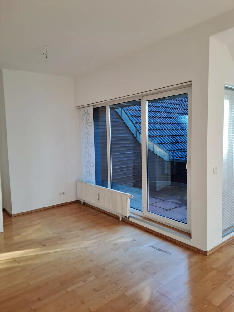 2 Zimmer Wohnung mit 92 m² in Berlin – Bild 7