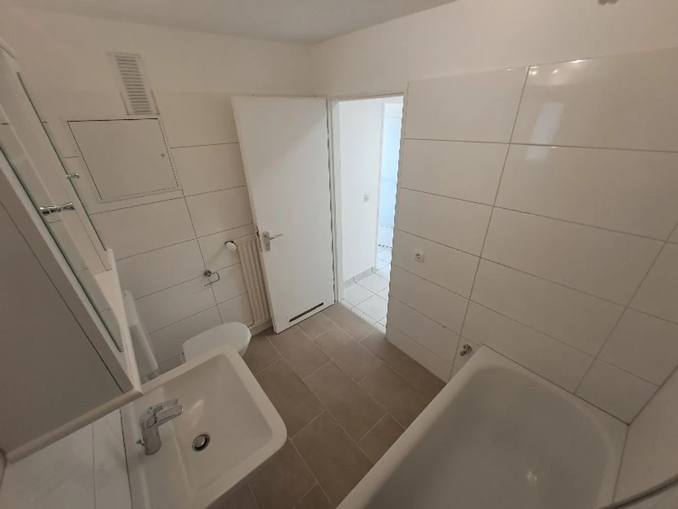 1 Zimmer Wohnung mit 30 m² in Frankfurt am Main – Bild 3