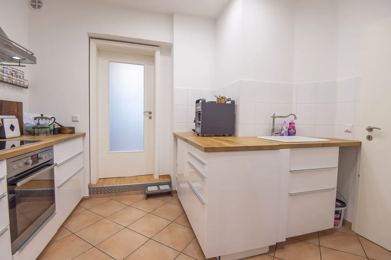 4 Zimmer Wohnung mit 102 m² in Düsseldorf – Bild 8