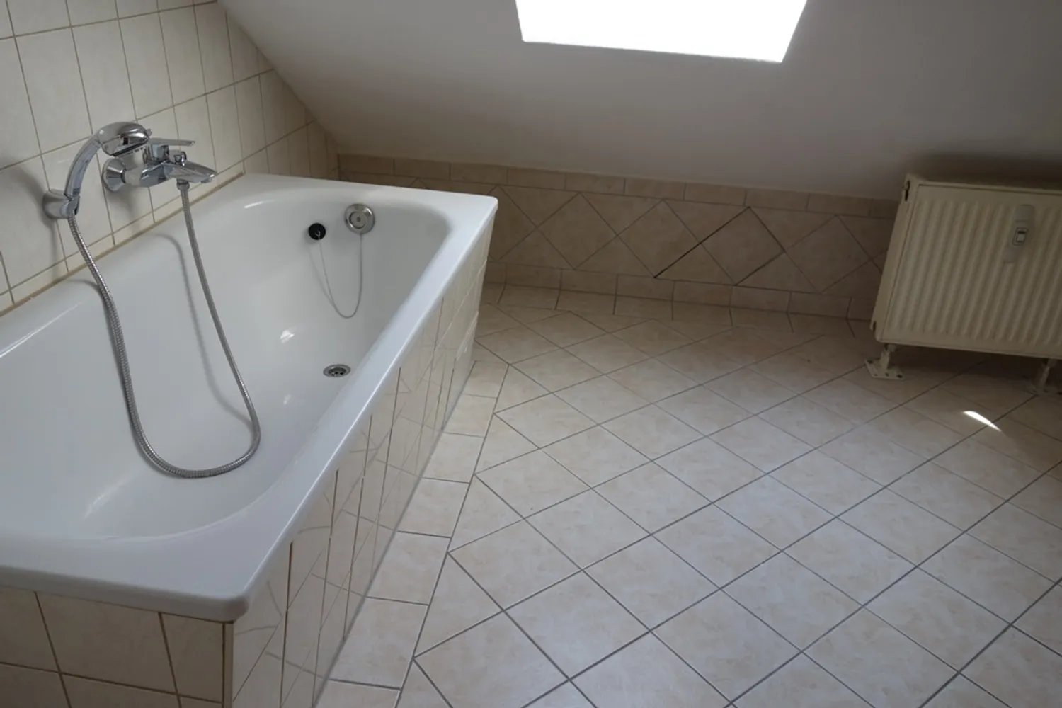 3 Zimmer Wohnung mit 56 m² in Naumburg (Saale) – Bild 7