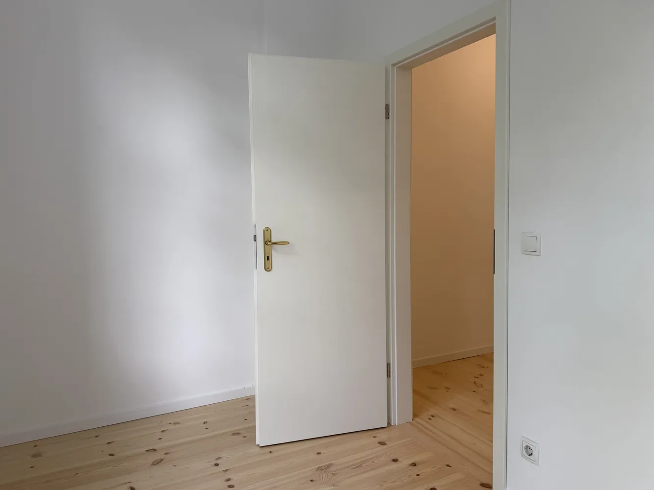 4 Zimmer Wohnung mit 142 m² in Berlin – Bild 9
