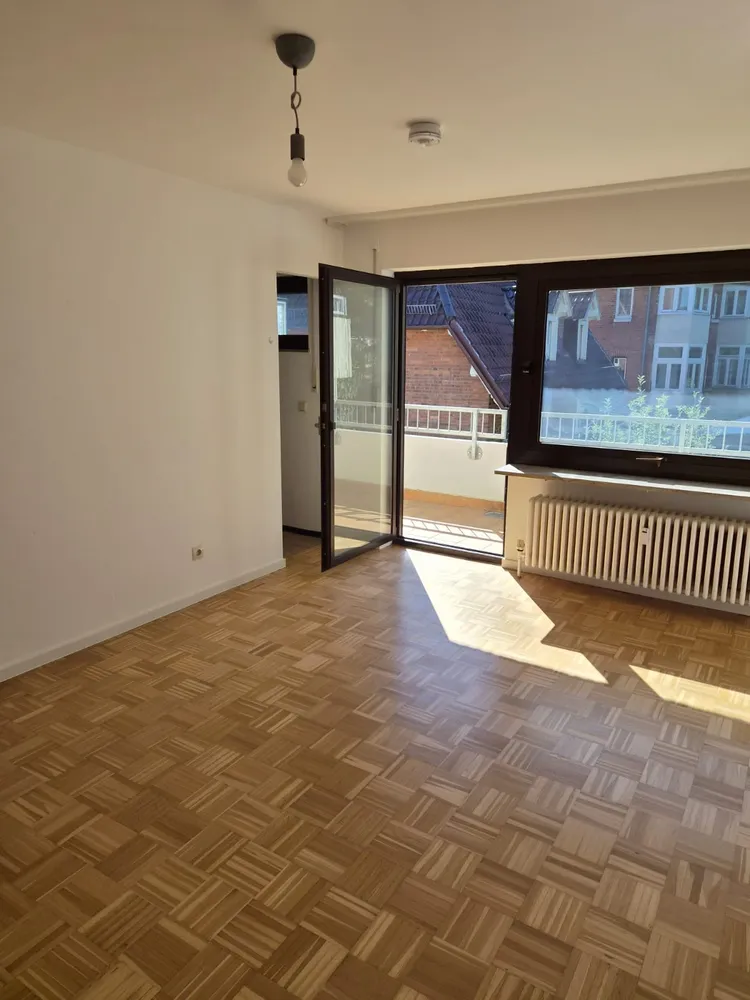 1 room apartment with 28 m² in Stuttgart – Photo 1