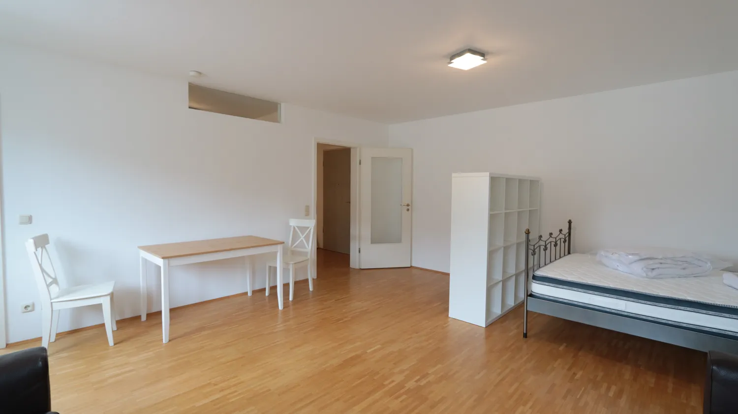 1 room apartment with 43 m² in Munich – Photo 4