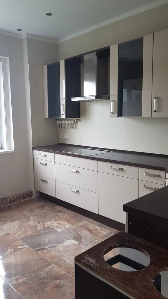 5 Zimmer Wohnung mit 130 m² in Lübeck – Bild 2