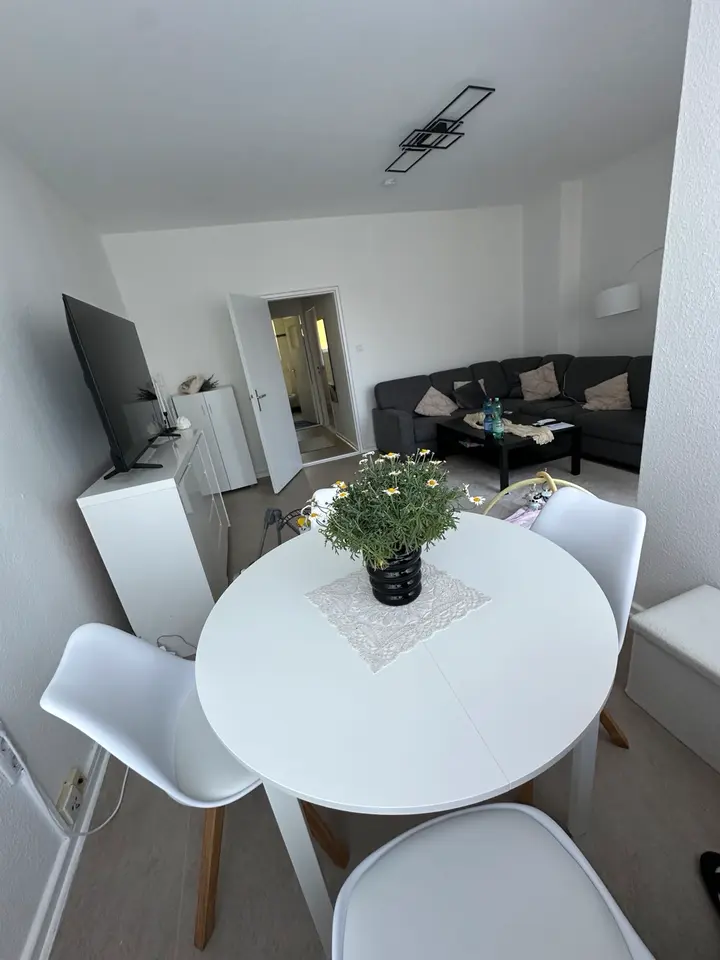 2 Zimmer Wohnung mit 66 m² in Berlin – Bild 1