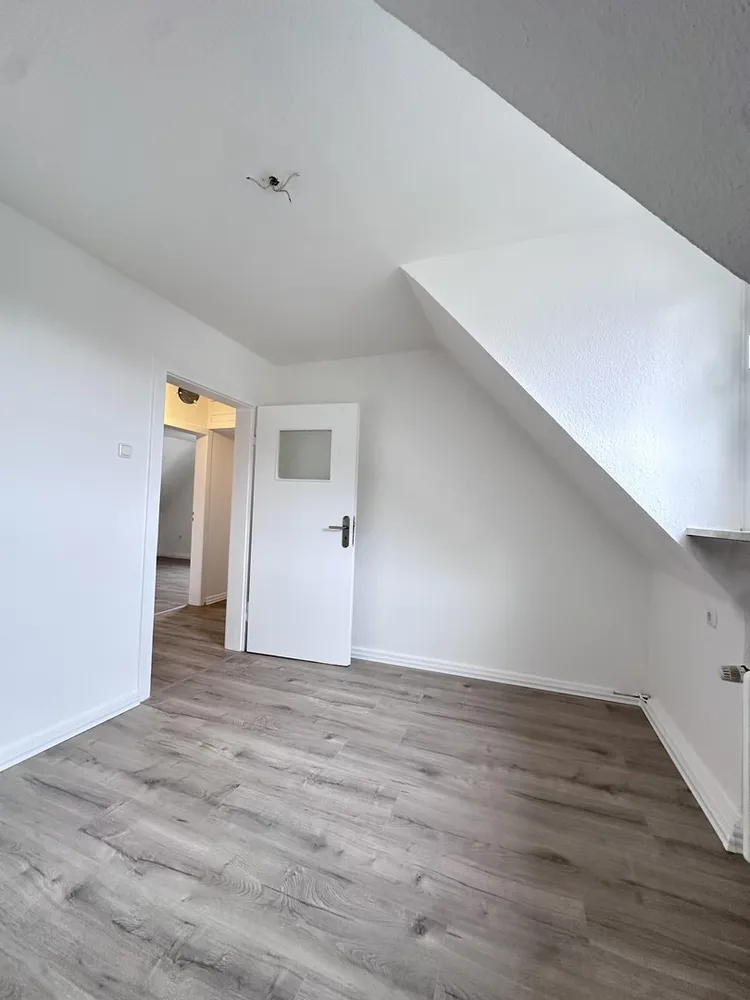 3 Zimmer Wohnung mit 37 m² in Oberhausen – Bild 2