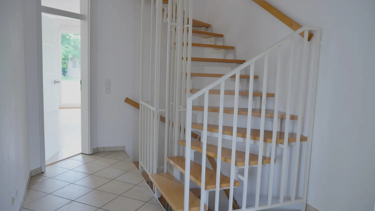 6 Zimmer Haus mit 130 m² in Düsseldorf – Bild 3
