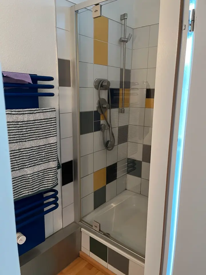 Shared room with 65 m² in Stuttgart – Photo 4