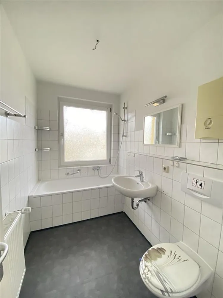 2 Zimmer Wohnung mit 54 m² in Solingen – Bild 10
