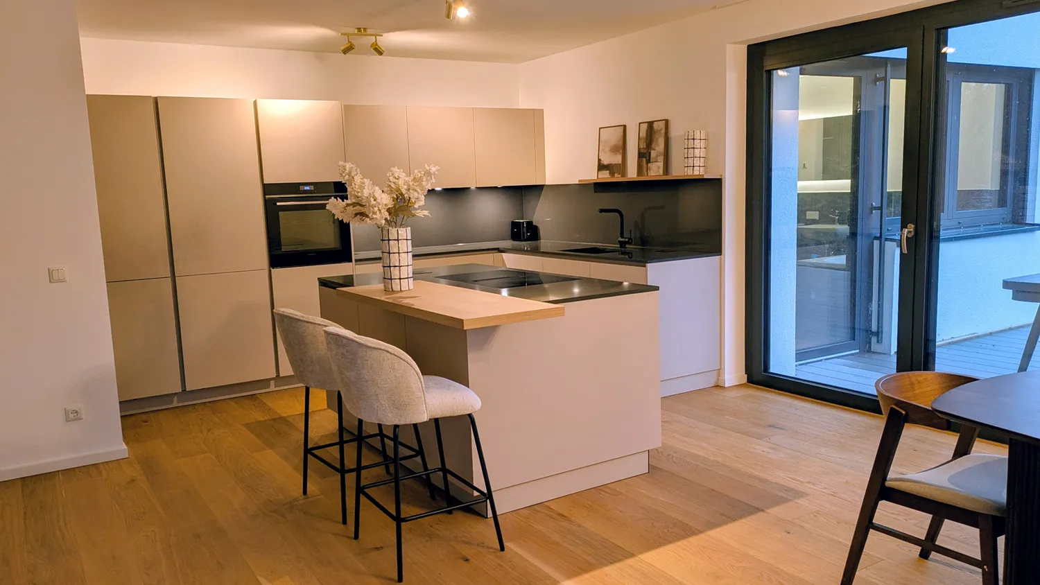5 Zimmer Wohnung mit 206 m² in Hannover – Bild 4