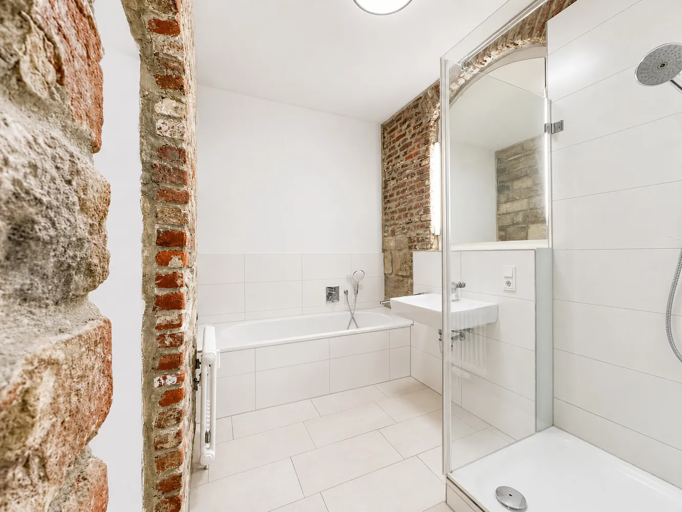 2 Zimmer Wohnung mit 100 m² in Aachen – Bild 7