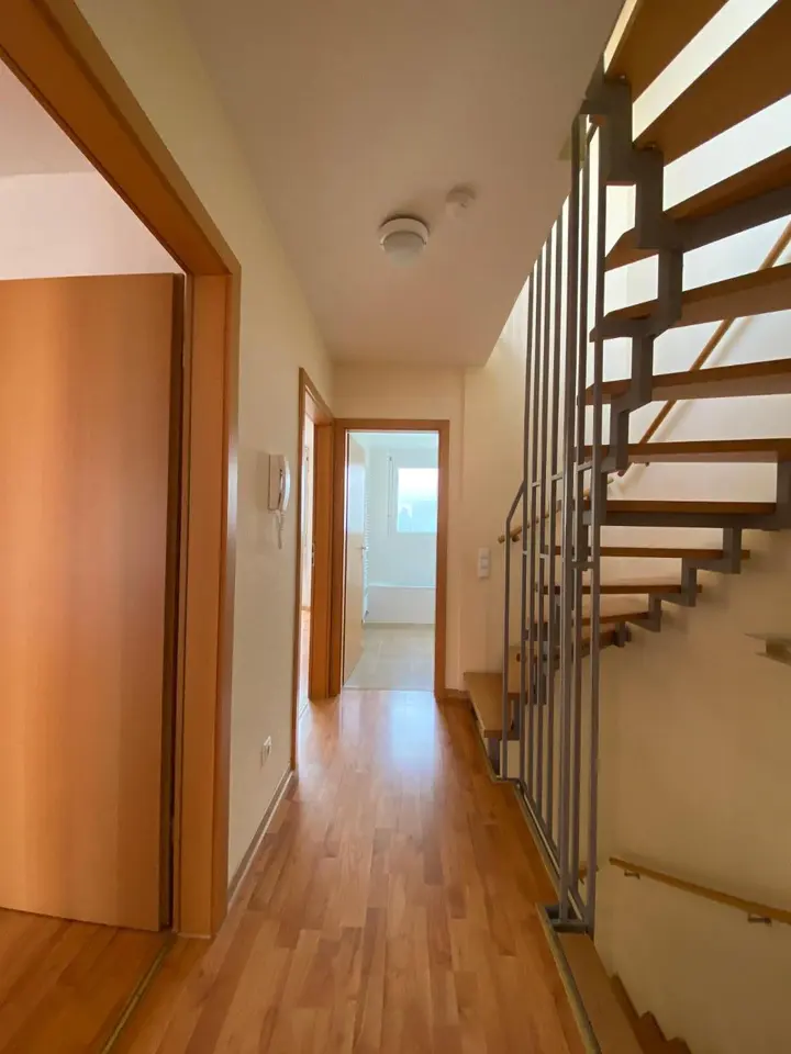 6 Zimmer Haus mit 145 m² in Esslingen am Neckar – Bild 7