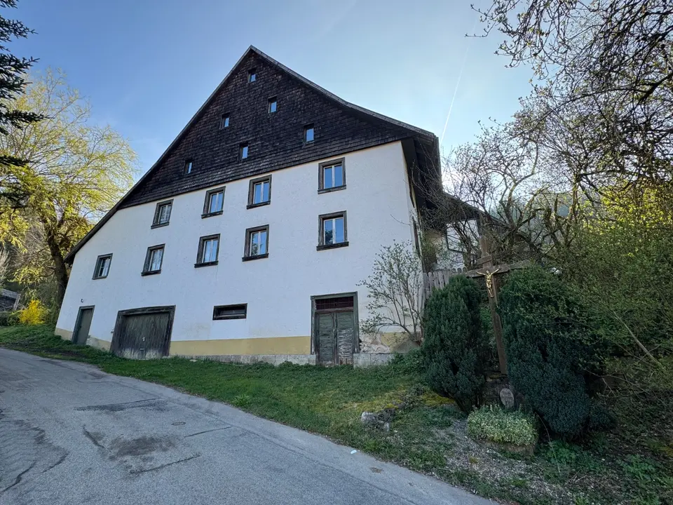 4 Zimmer Wohnung mit 90 m² in Freiburg im Breisgau – Bild 2