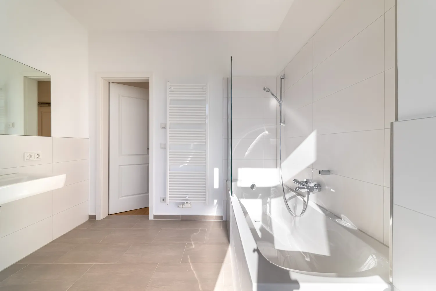 5 room apartment with 107 m² in Halle (Saale) – Photo 6