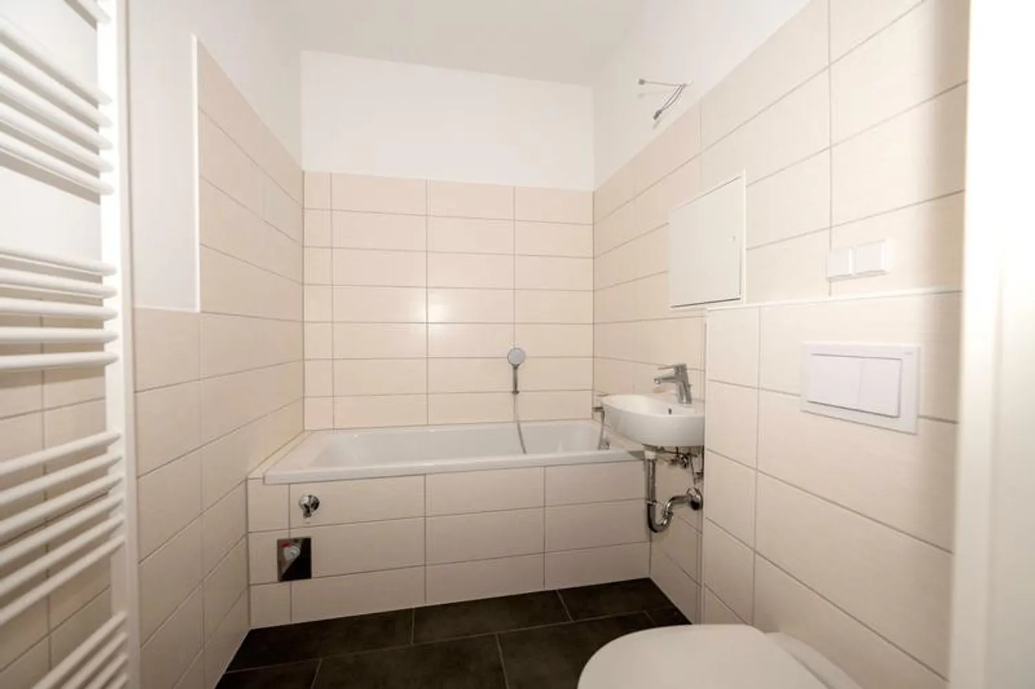 2 Zimmer Wohnung mit 48 m² in Magdeburg – Bild 9