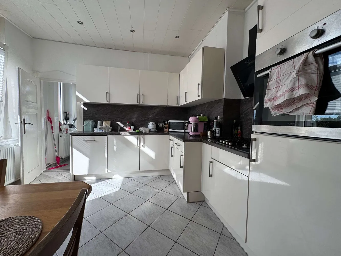4 Zimmer Wohnung mit 100 m² in Celle – Bild 3