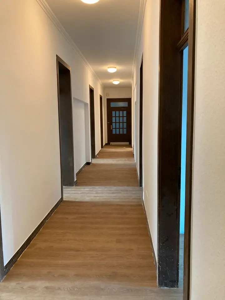 8 Zimmer Wohnung mit 184 m² in Paderborn – Bild 3
