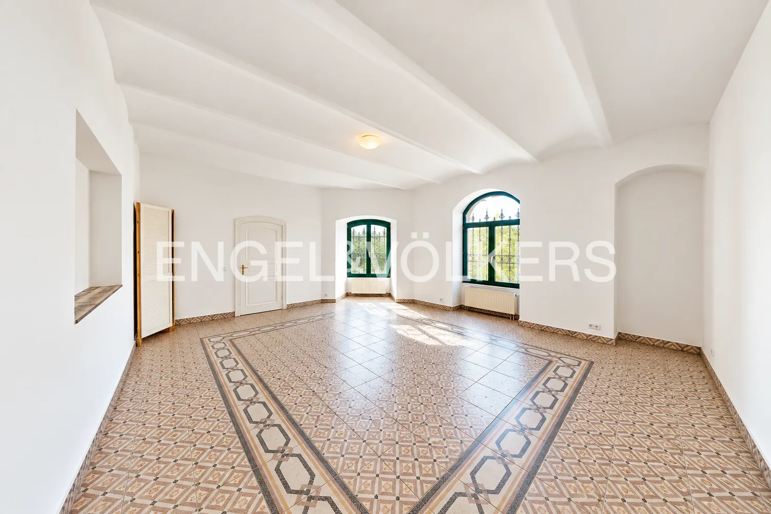 2 room apartment with 75 m² in Wiesbaden – Photo 2