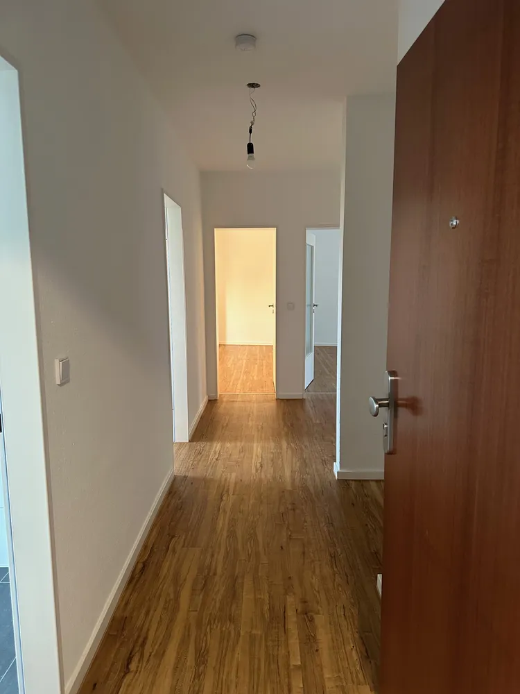 2 Zimmer Wohnung mit 65 m² in Köln – Bild 2