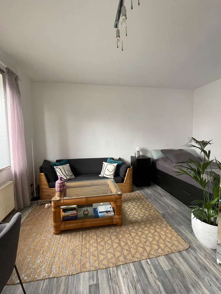 1 room apartment with 35 m² in Hanover – Photo 2