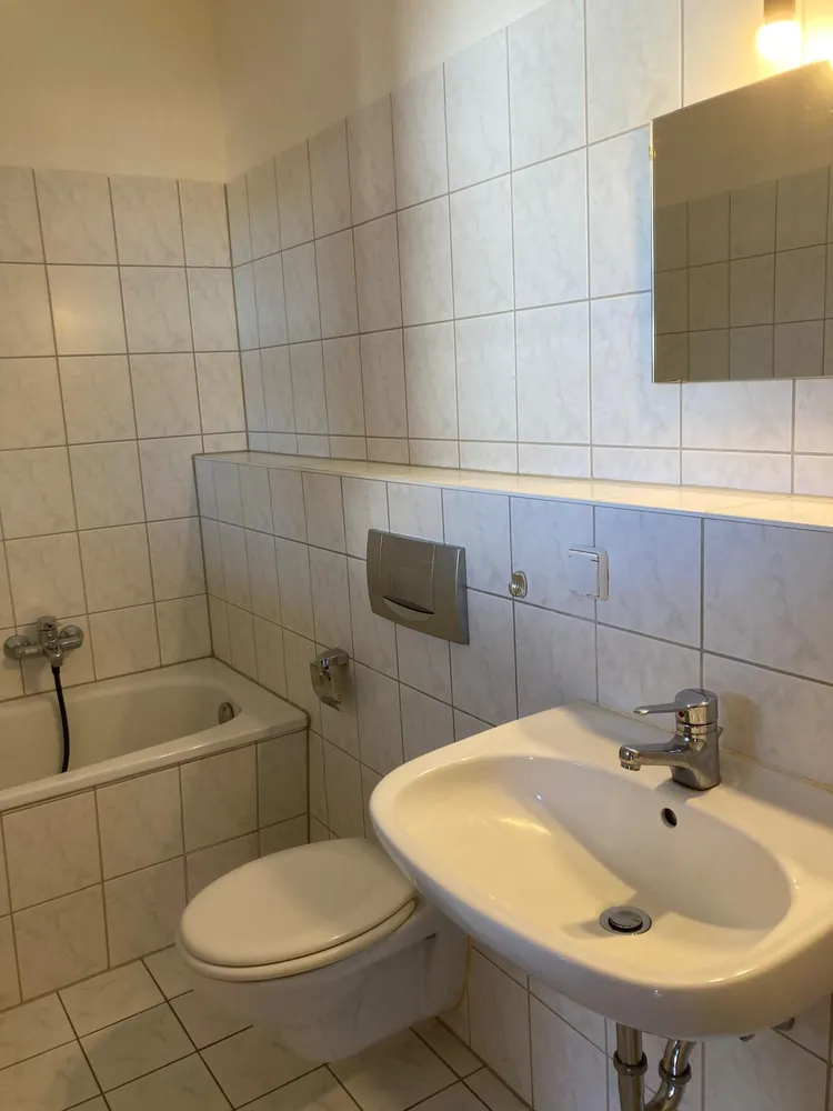 2 Zimmer Wohnung mit 59 m² in Halle (Saale) – Bild 11