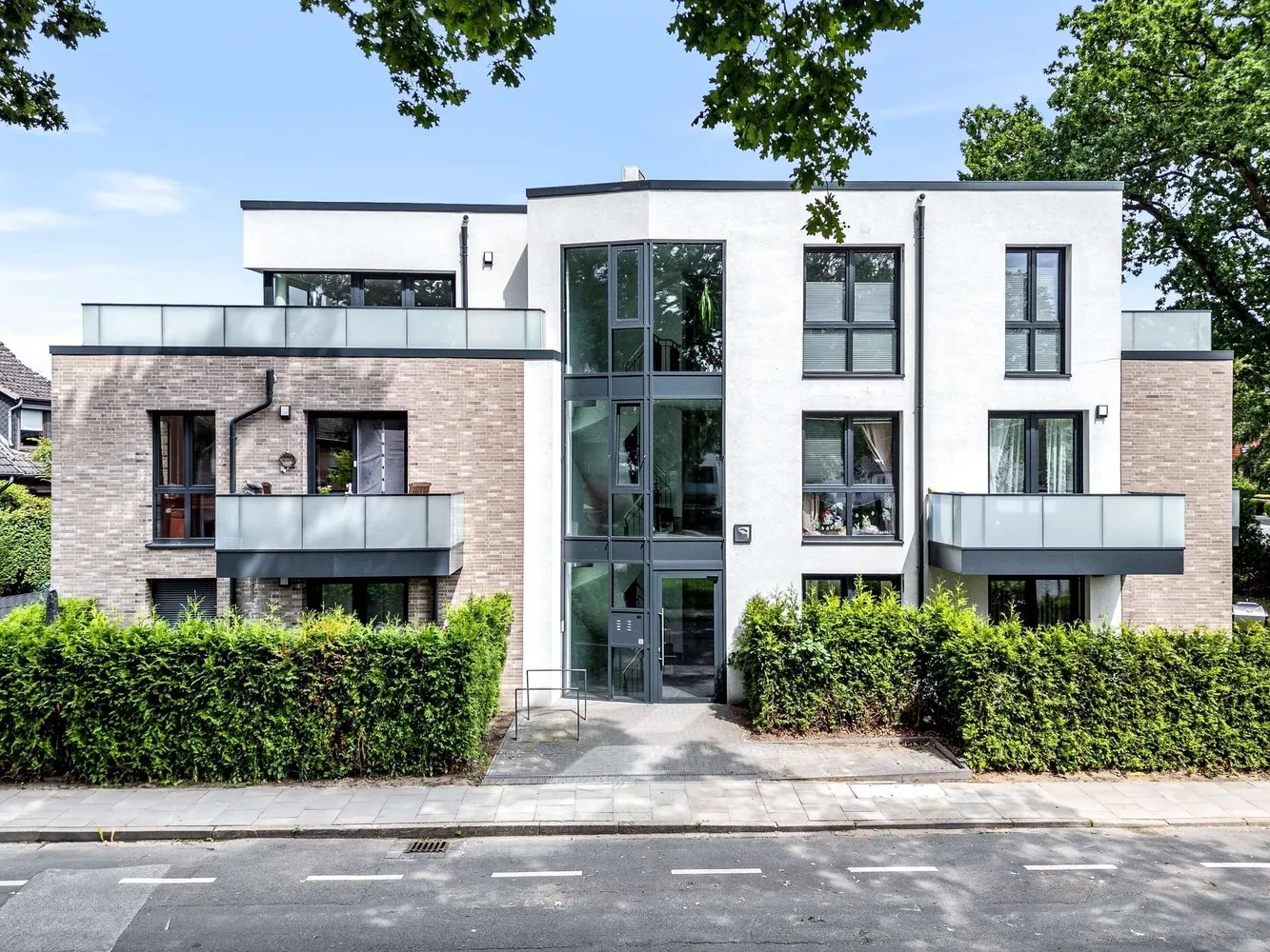 3 Zimmer Wohnung mit 98 m² in Wedel – Bild 2