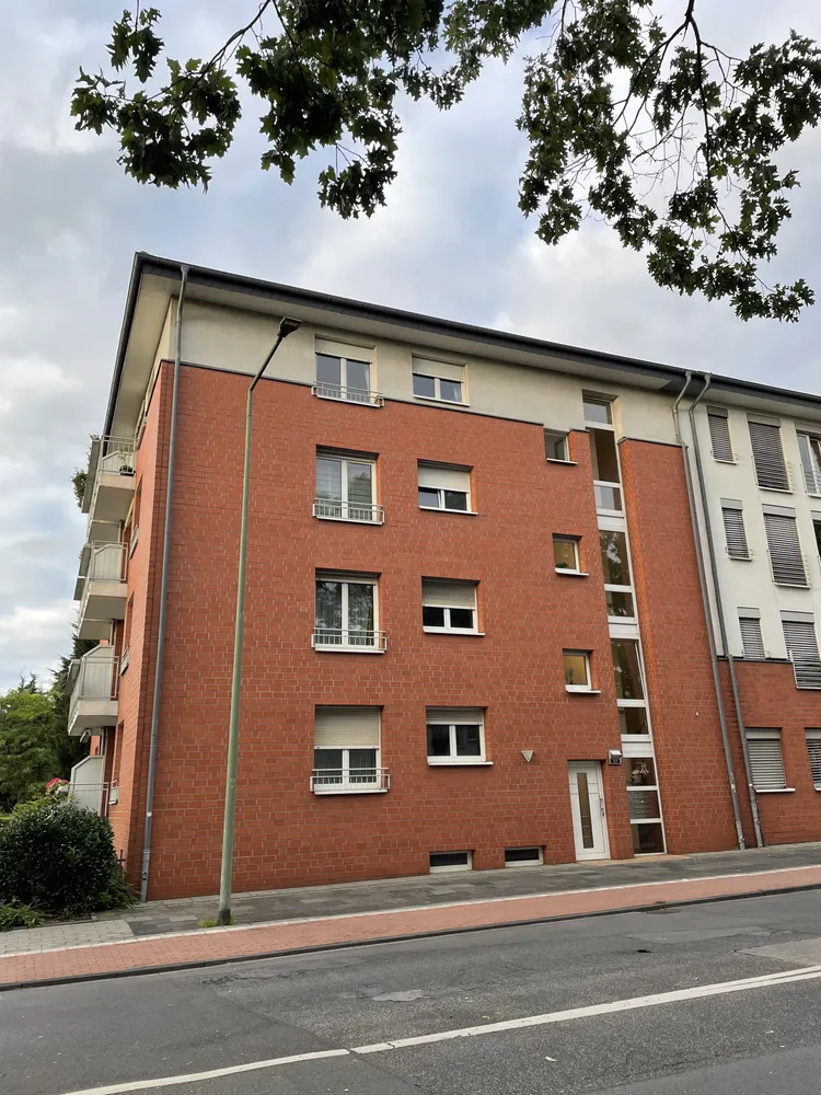 2 room apartment with 66 m² in Duisburg – Photo 2