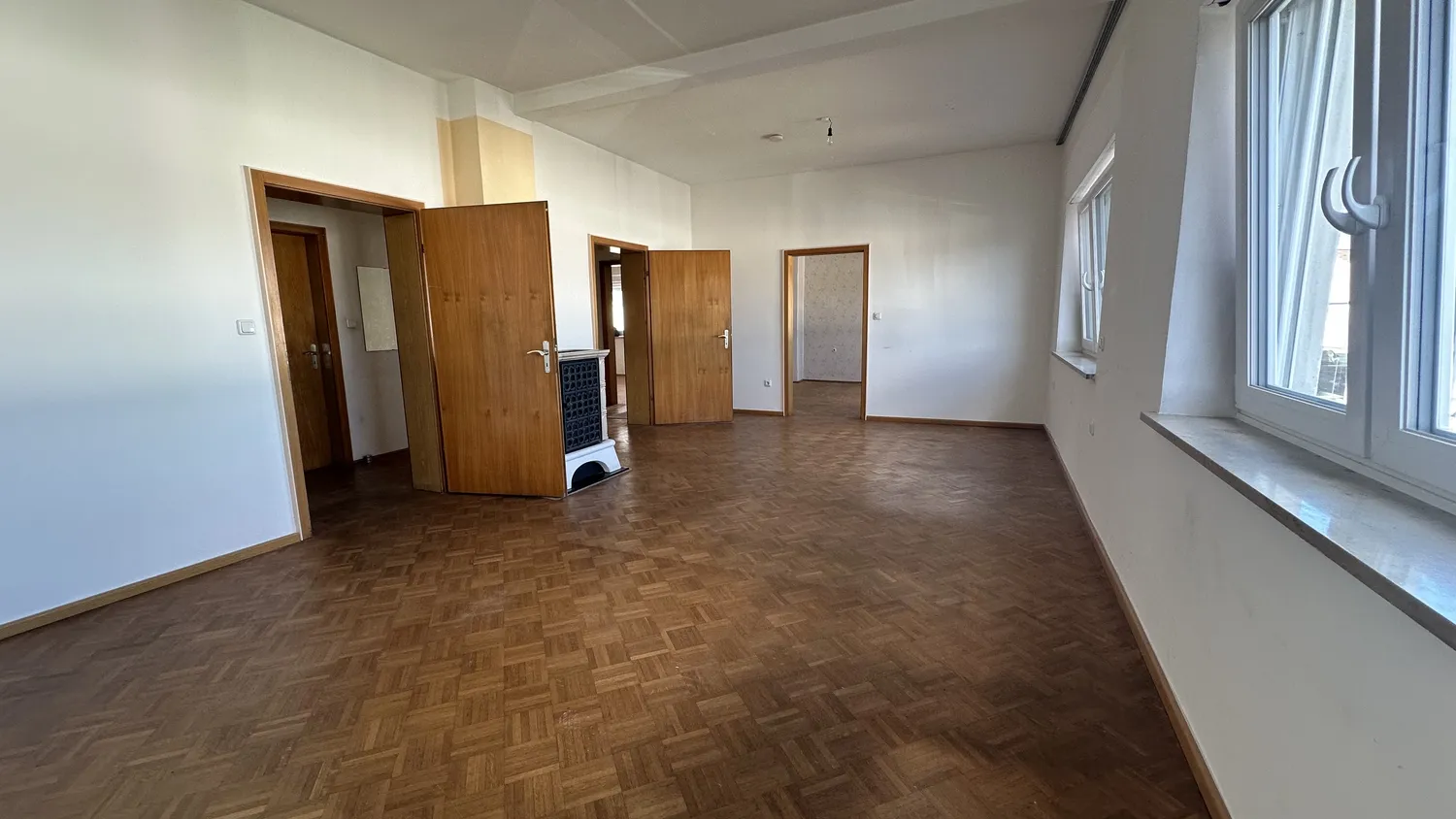 4 Zimmer Wohnung mit 120 m² in Schwabach – Bild 3