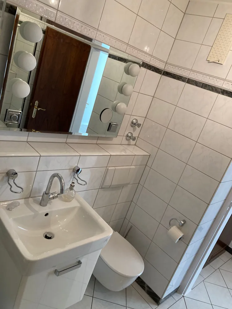 4 room apartment with 125 m² in Düsseldorf – Photo 3