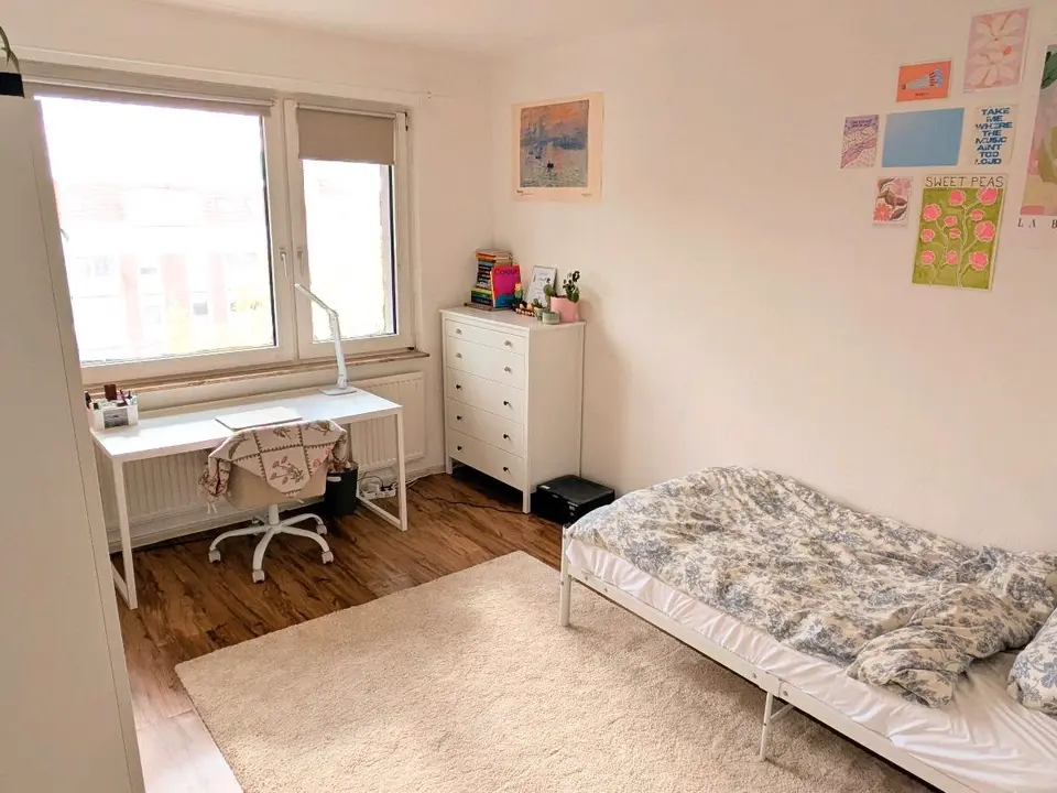 Shared room with 50 m² in Bremerhaven – Photo 3